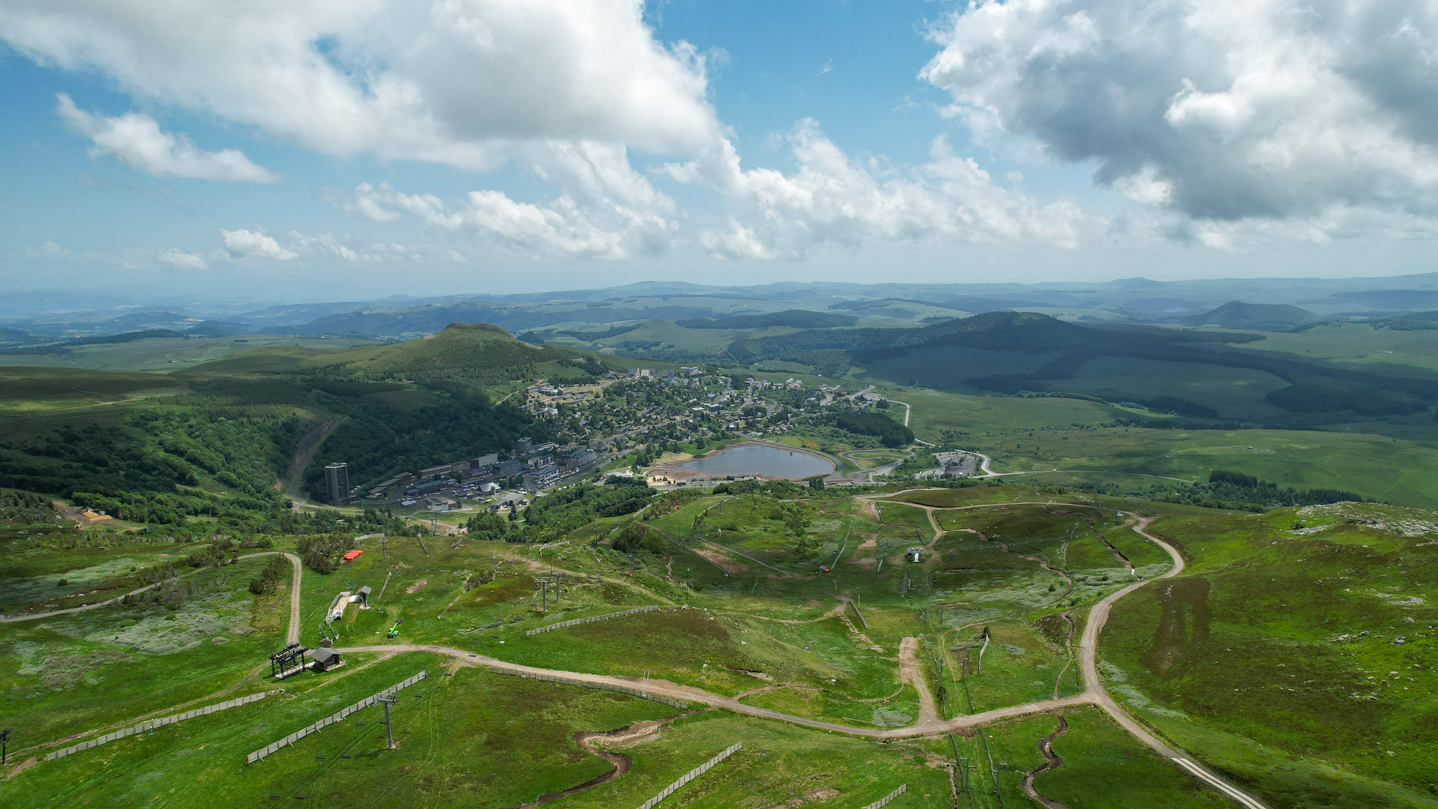 Super Besse : Station de Pleine Nature dans le Massif du Sancy