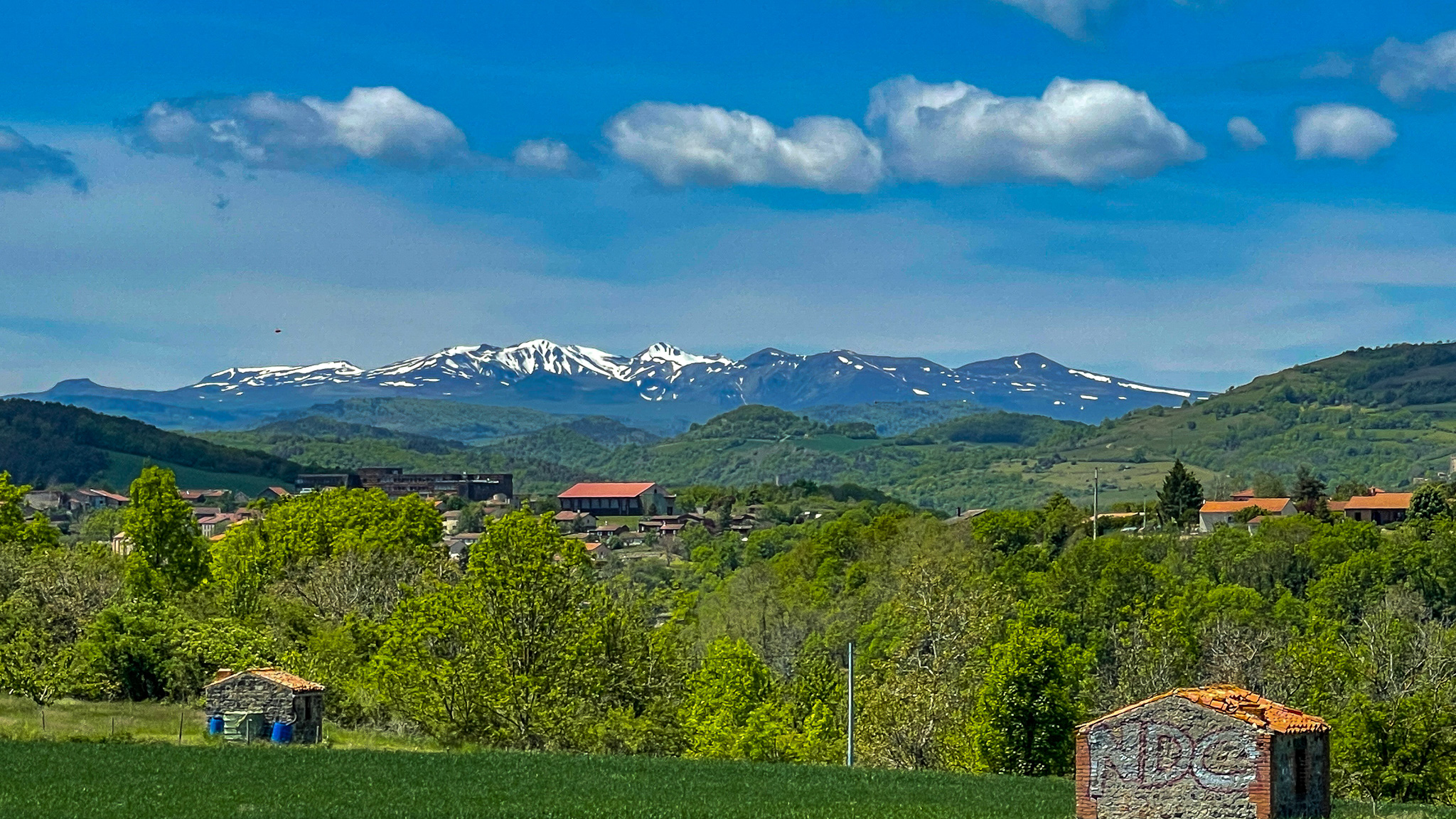 Champeix : Un panorama exceptionnel sur Super Besse et le Massif du Sancy !