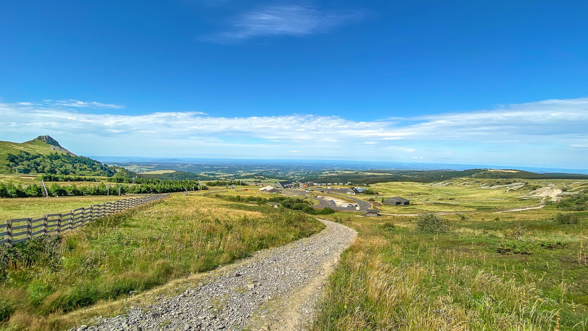 Chastreix-Sancy : Randonnée Panoramique vers le Puy de Sancy