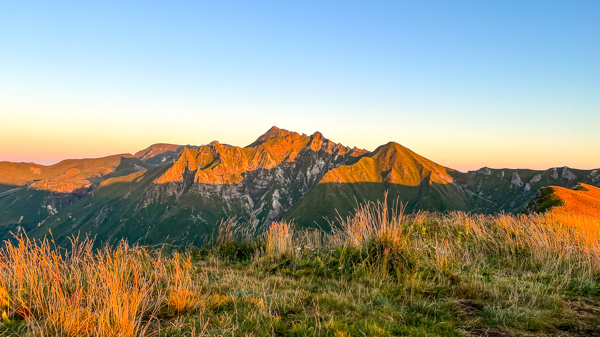 Chemin des Crêtes du Sancy - Puy de Sancy : Sommet Iconique