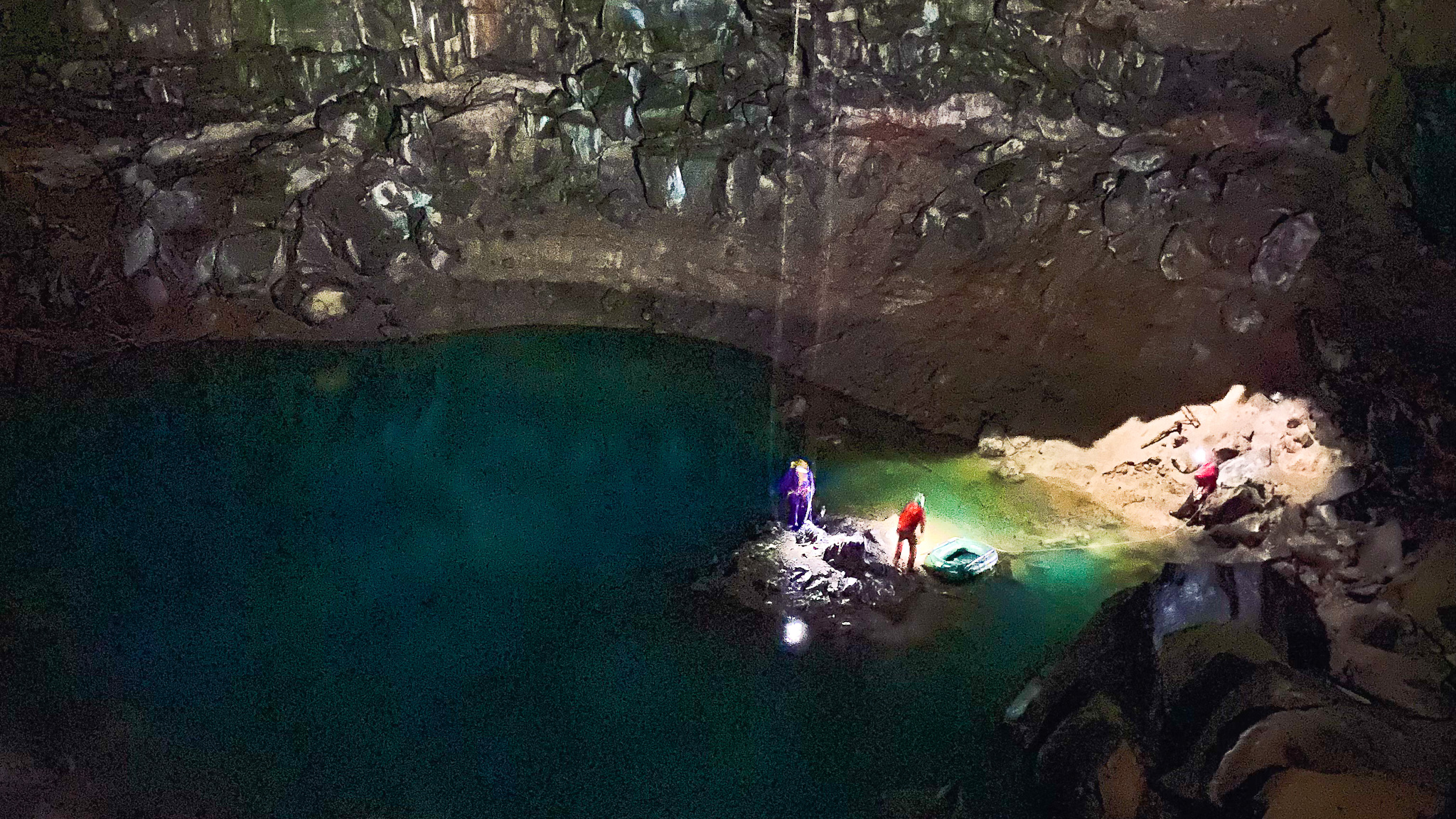 Le Creux de Soucy : Gouffre Remarquable à Besse-Saint-Anastaise