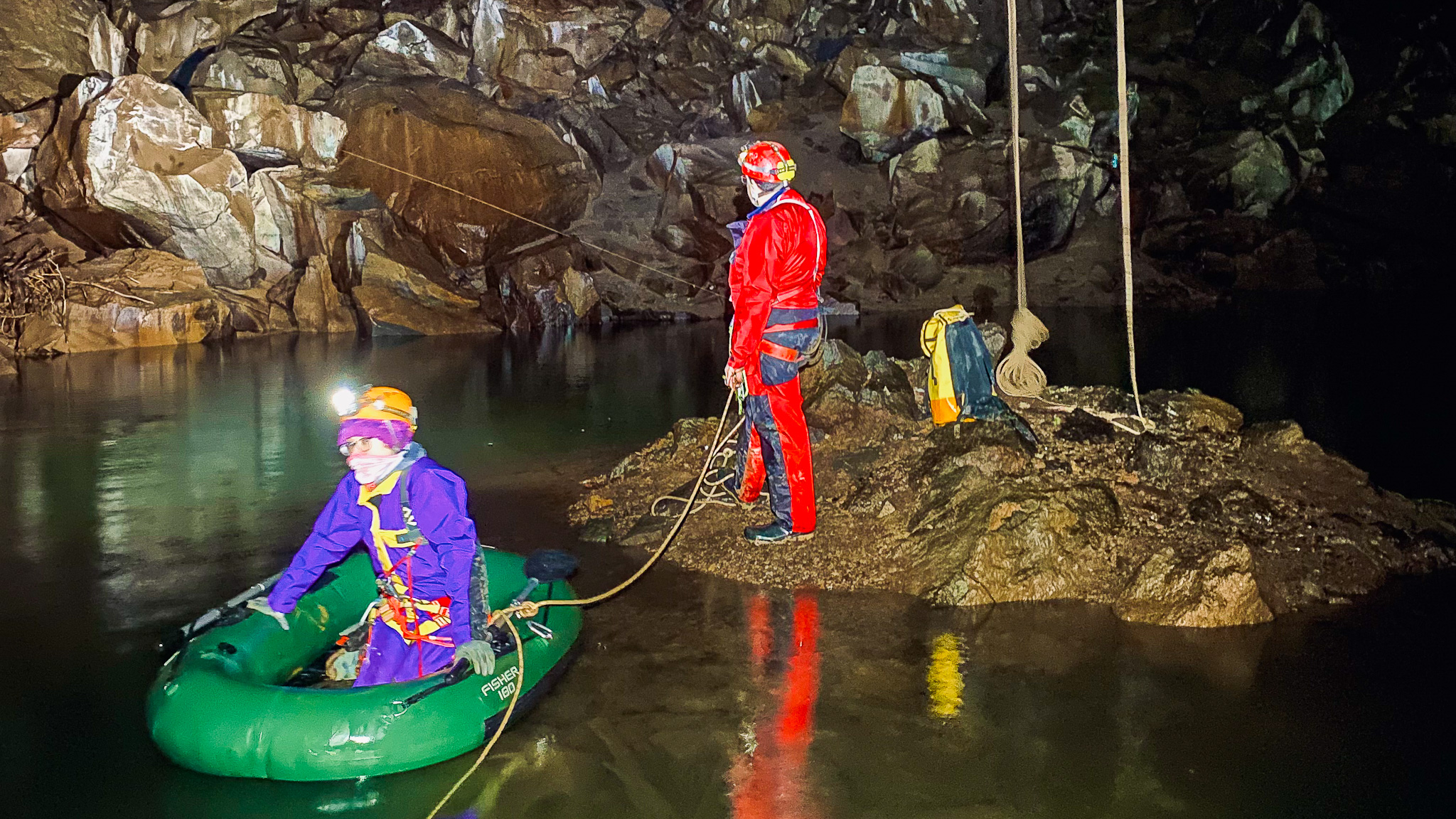 Le Creux de Soucy : Exploration du Lac au Cœur du Gouffre - Découverte d'un Site Exceptionnel