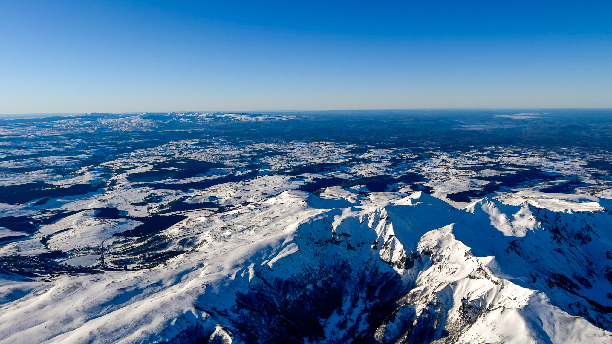 Super Besse : Prévisions Météo Neige - Conditions Optimales pour le Ski