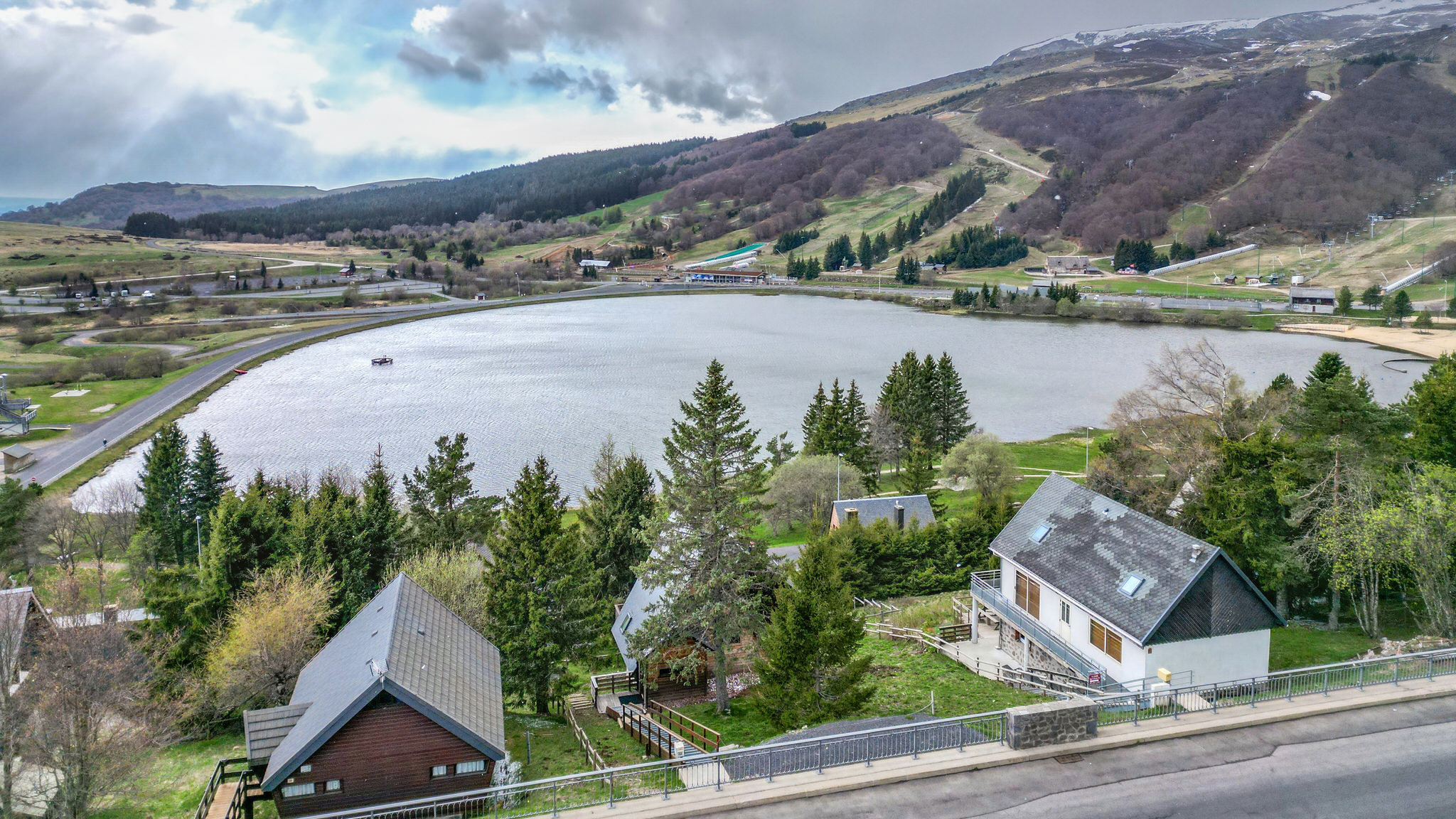 Chalet Ma Cambuse - vue sur le Lac des Hermines